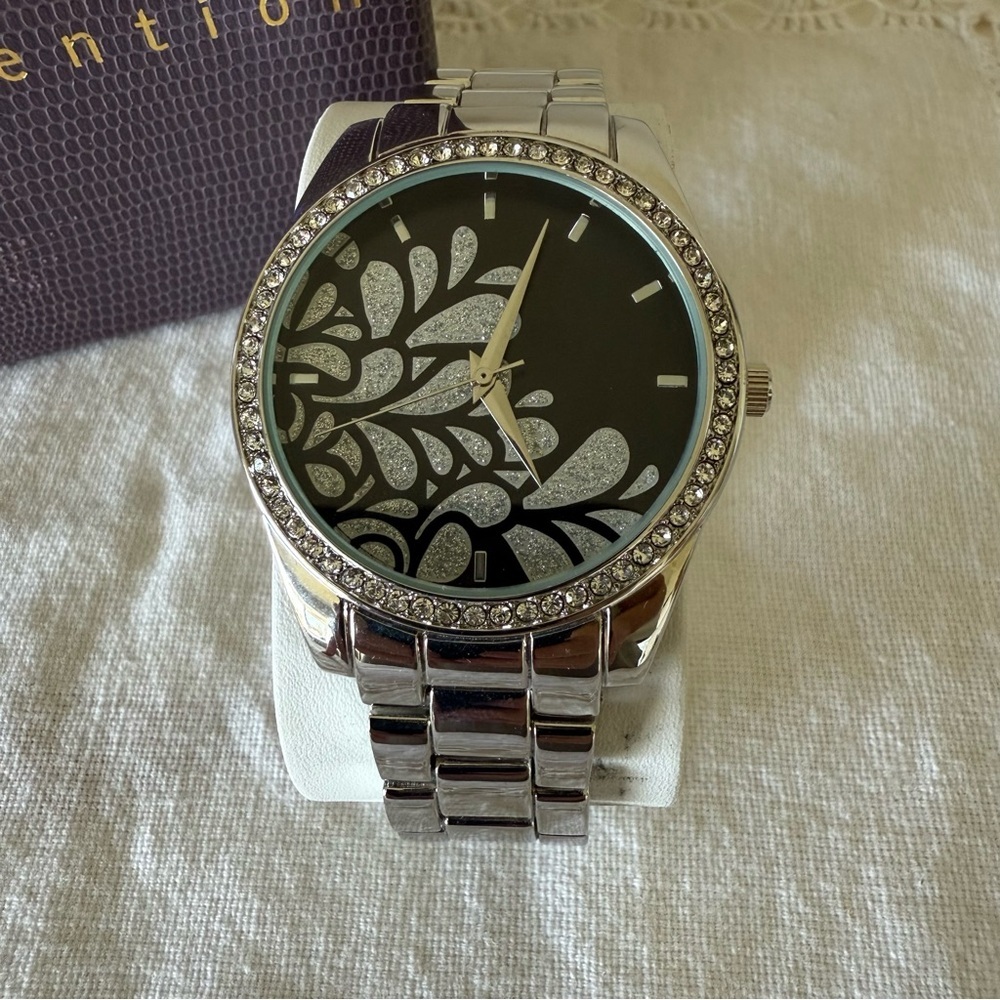 NEW Silver Chunky Statement Watch with Rhinestone‎ Black Floral Detail
